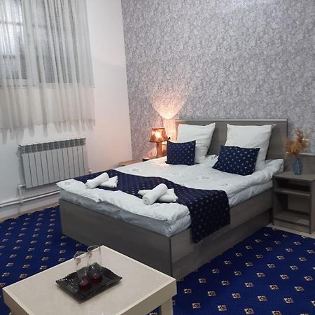 غيومري Lind Guest House B&B المظهر الخارجي الصورة
