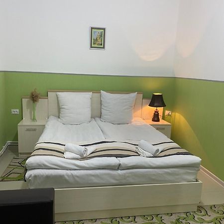 غيومري Lind Guest House B&B المظهر الخارجي الصورة